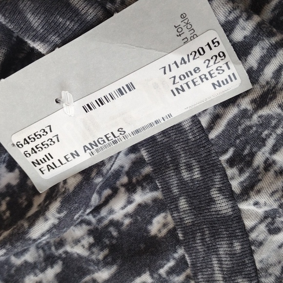 Buckle Tee Women's S Gray White Red Short Sleeve Graphic Tie Dye Fallen Angel - Picture 7 of 8